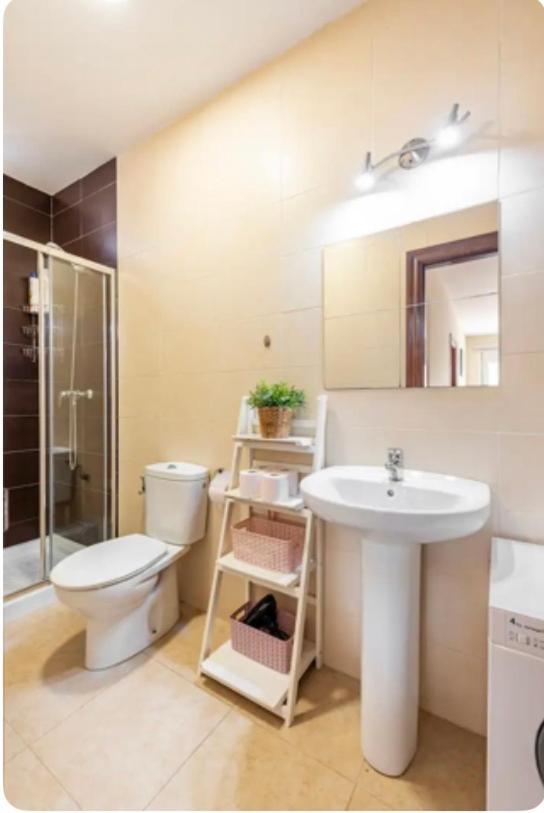 מאלגה Apartamento En Primera Linea De Playa El Palo מראה חיצוני תמונה