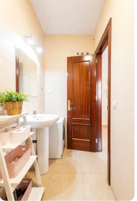 מאלגה Apartamento En Primera Linea De Playa El Palo מראה חיצוני תמונה
